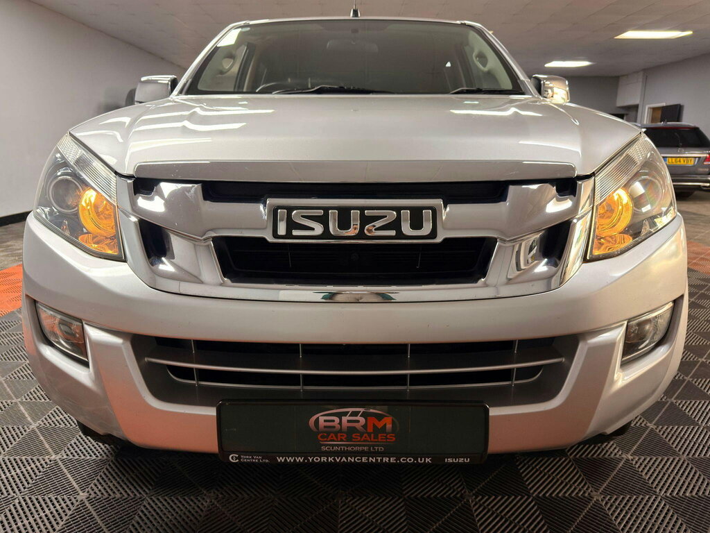 Isuzu D-Max 2.5 Td Yukon Pickup 4X4 192 Gk Silver #2