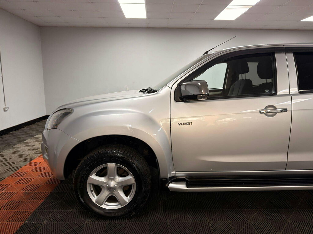 Isuzu D-Max 2.5 Td Yukon Pickup 4X4 192 Gk Silver #4