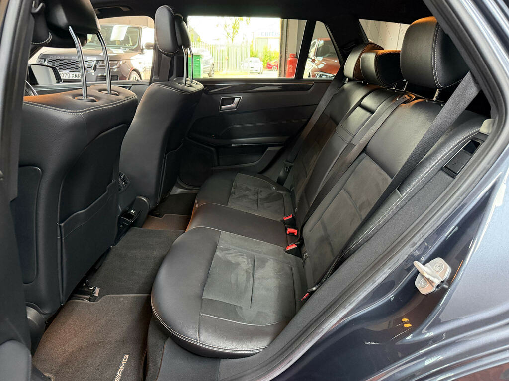 Mercedes-Benz E Class E220 Amg Night Edition Bluetec Black #28