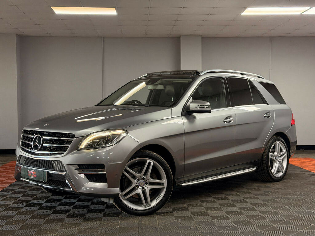 Mercedes-Benz M Class Black #8