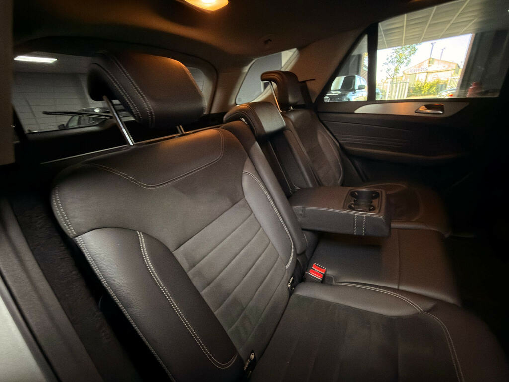 Mercedes-Benz M Class Black #24