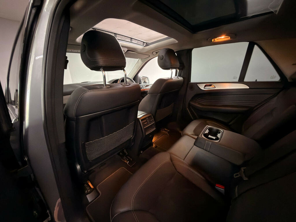 Mercedes-Benz M Class Black #22