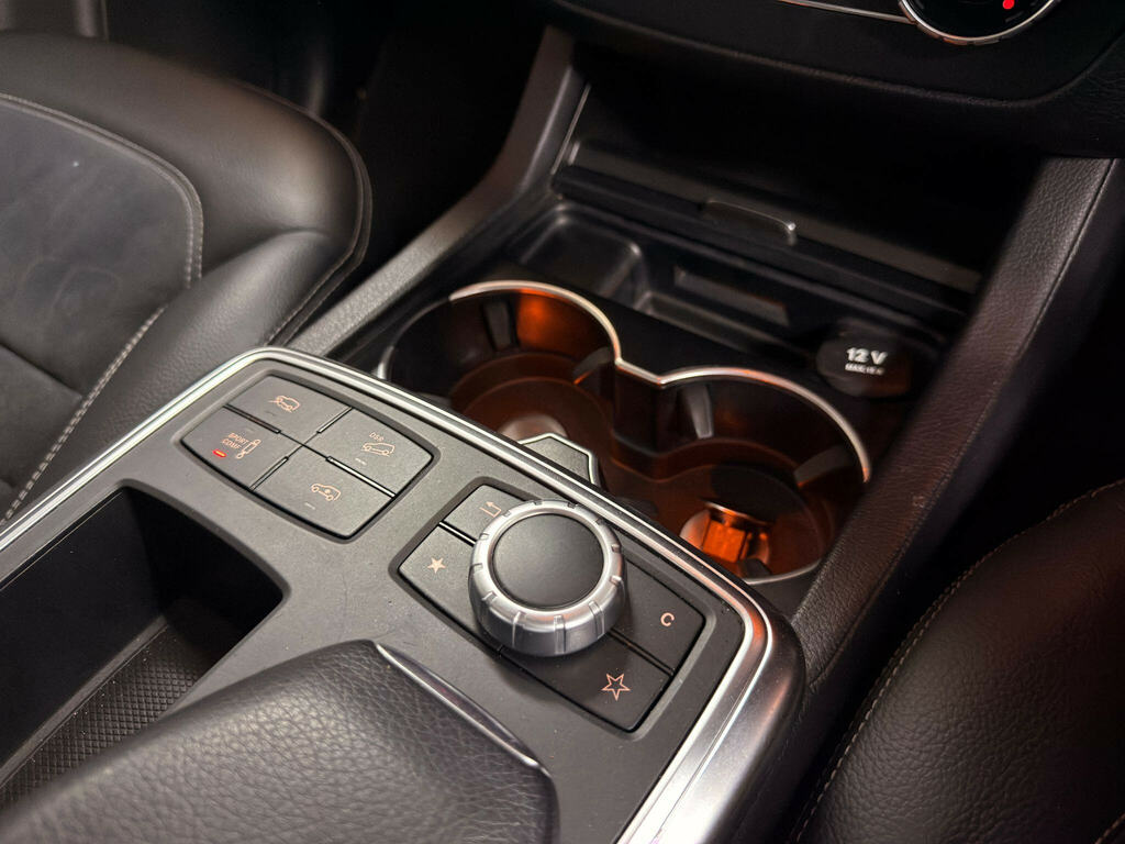 Mercedes-Benz M Class Black #15