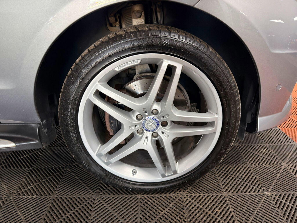 Mercedes-Benz M Class Black #50