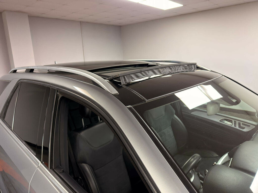 Mercedes-Benz M Class Black #66