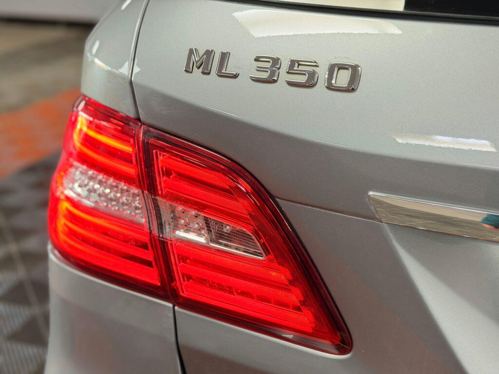 Mercedes-Benz M Class Black #71