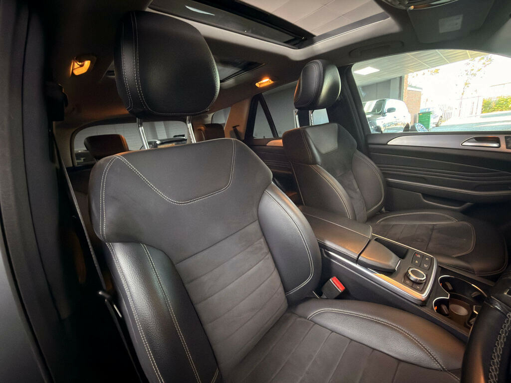 Mercedes-Benz M Class Black #18
