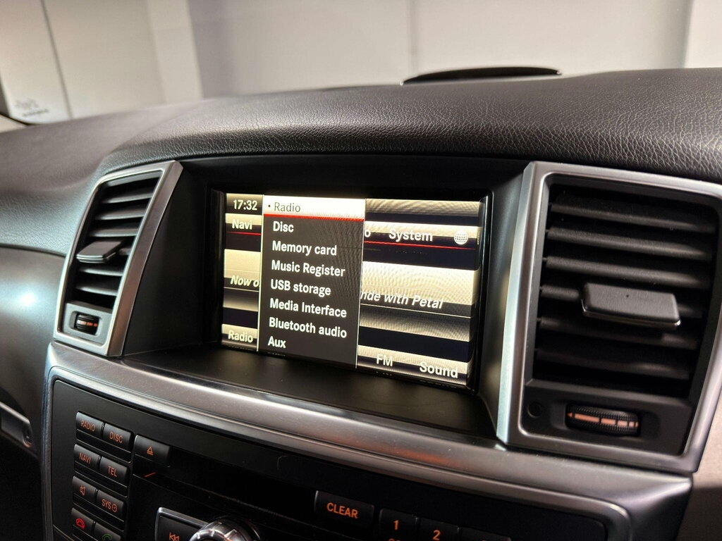 Mercedes-Benz M Class Black #56