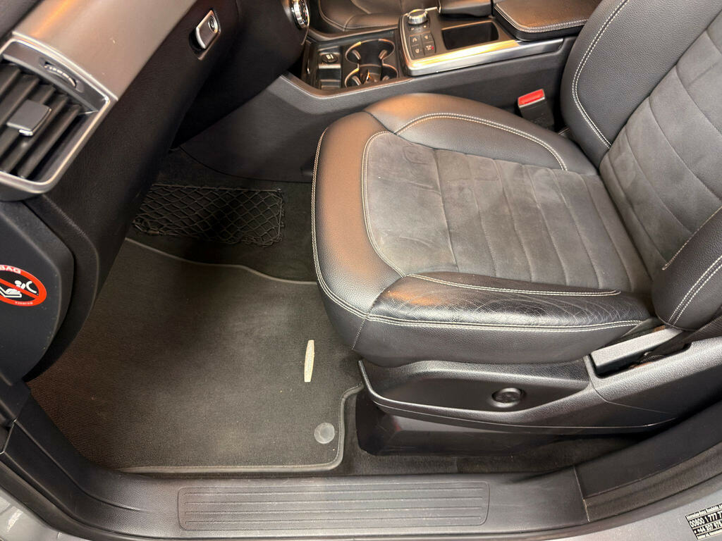 Mercedes-Benz M Class Black #86