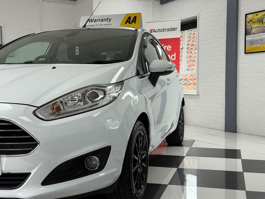 Ford Fiesta 1.0T Ecoboost Titanium X Euro 5 Ss White #5