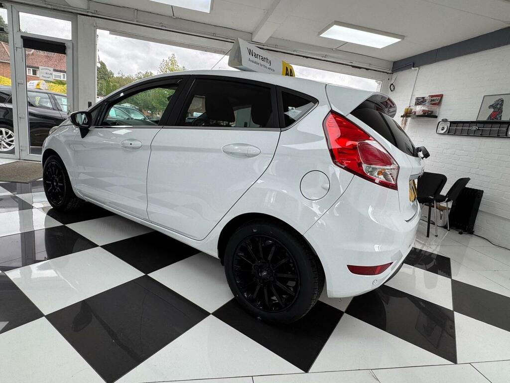 Ford Fiesta 1.0T Ecoboost Titanium X Euro 5 Ss White #4