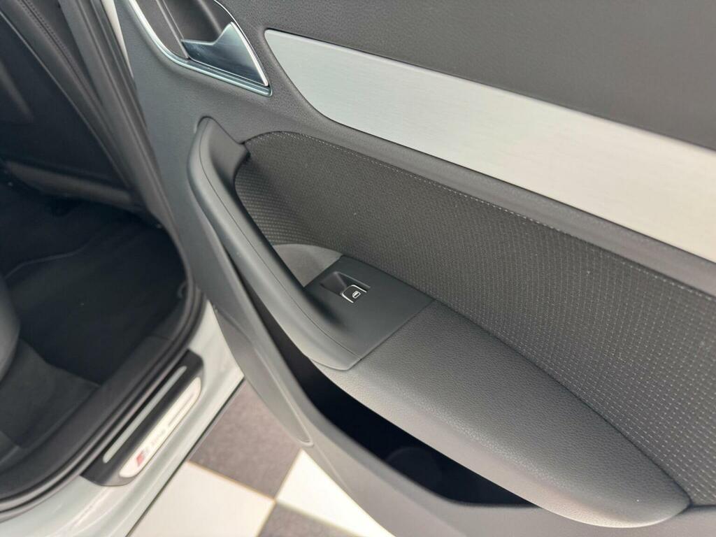 Audi Q3 2.0L Tdi Quattro Se 175 Bhp Grey #33