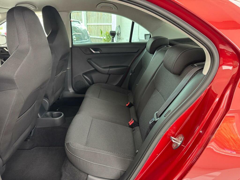 Skoda Rapid Spaceback 1.6 Tdi Se Dsg Euro 5 Blue #21