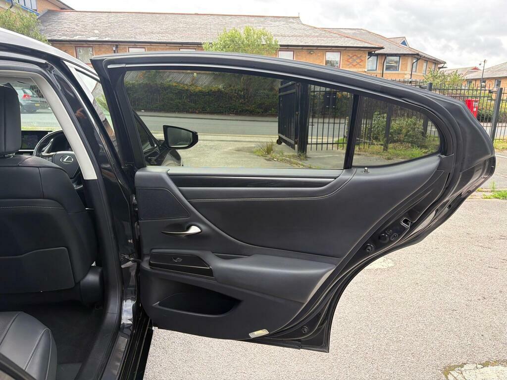 Lexus ES 300H 2.5 300H Green #24