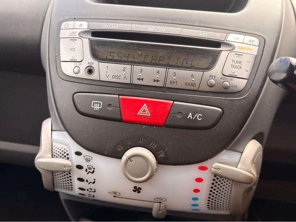 Toyota Aygo Black Black #10