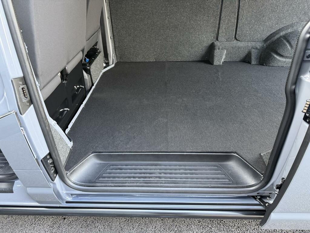 Volkswagen Transporter 2.0 Tdi Startline Window Van Lwb Grey #4