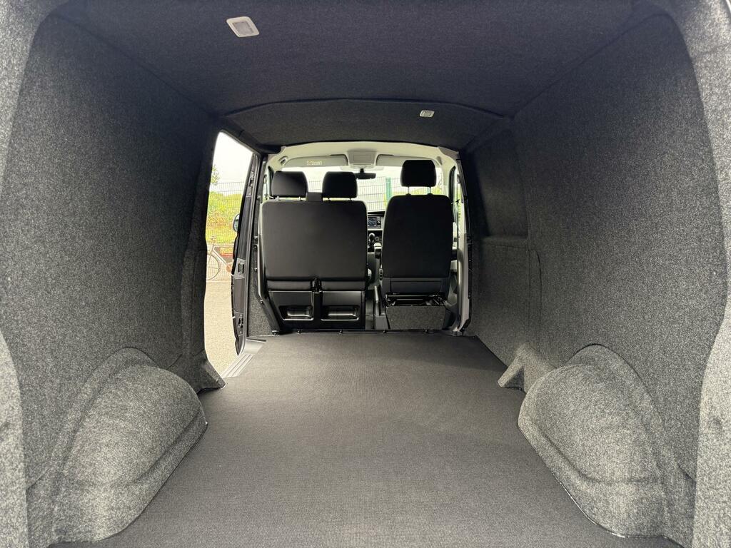 Volkswagen Transporter 2.0 Tdi 150 6 Speed Highline Panel Van Black #3