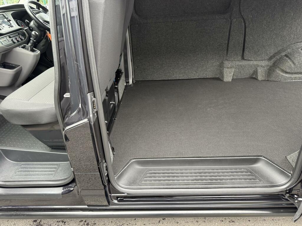 Volkswagen Transporter 2.0 Tdi 150 6 Speed Highline Panel Van Black #4