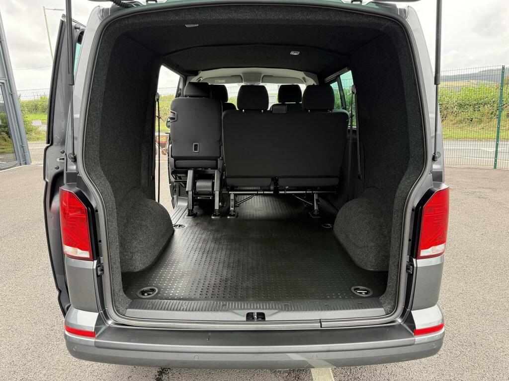 Volkswagen Transporter 2.0 Tdi 150 6 Speed Highline Kombi Double Cab Grey #4