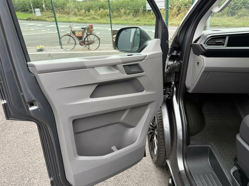 Volkswagen Transporter Mpv Brown #9