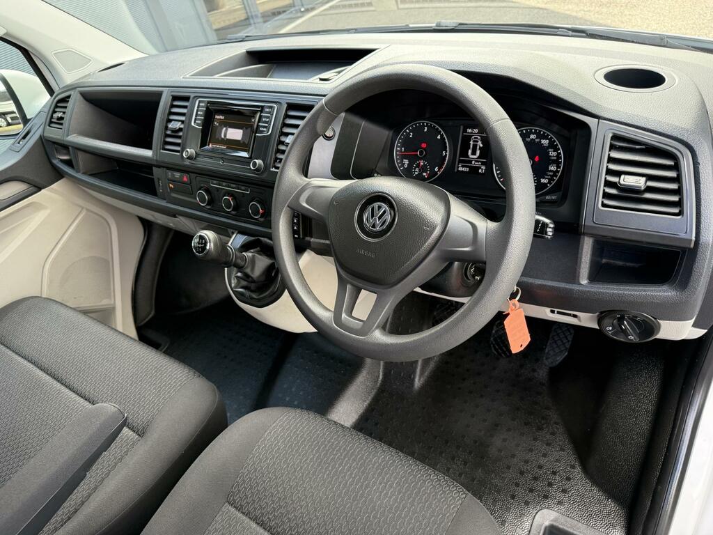 Volkswagen Transporter Shuttle Transporter T32 Se Tdi Bluemotion Technology Semi- Silver #21