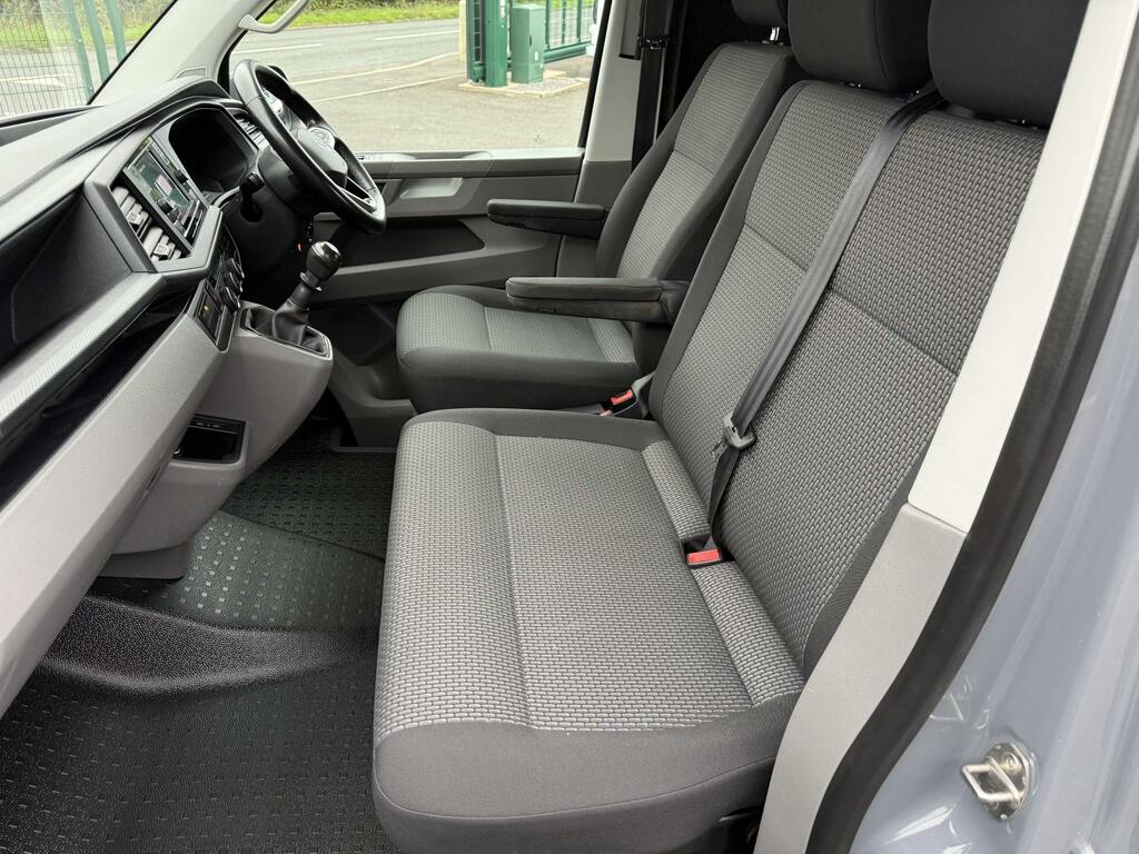 Volkswagen Transporter 2.0 Tdi 110 Highline Van Grey #15