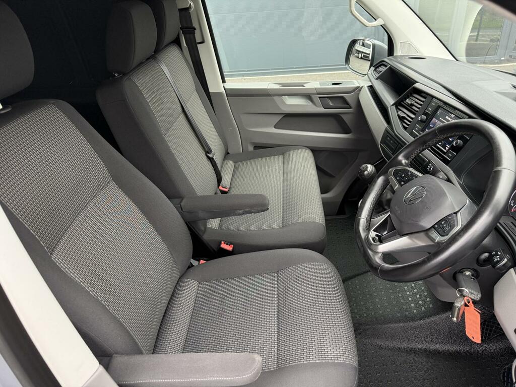 Volkswagen Transporter 2.0 Tdi 110 Highline Van Grey #17