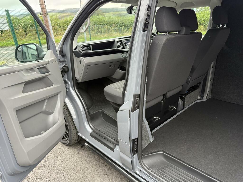 Volkswagen Transporter 2.0 Tdi 110 Highline Van Grey #12