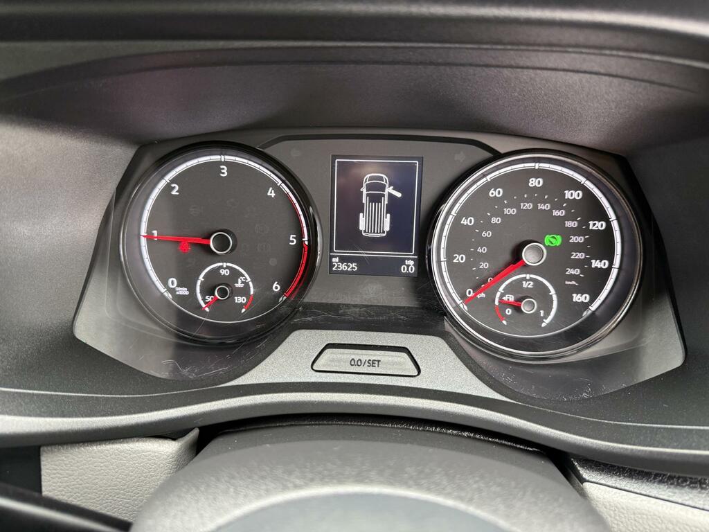 Volkswagen Transporter Shuttle 2.0 Tdi 150Ps Se Minibus Dsg Grey #28