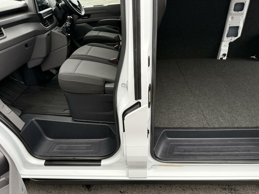 Volkswagen Transporter 2.0 Tdi 150 Commerce Pro Van 150 Ps Grey #20