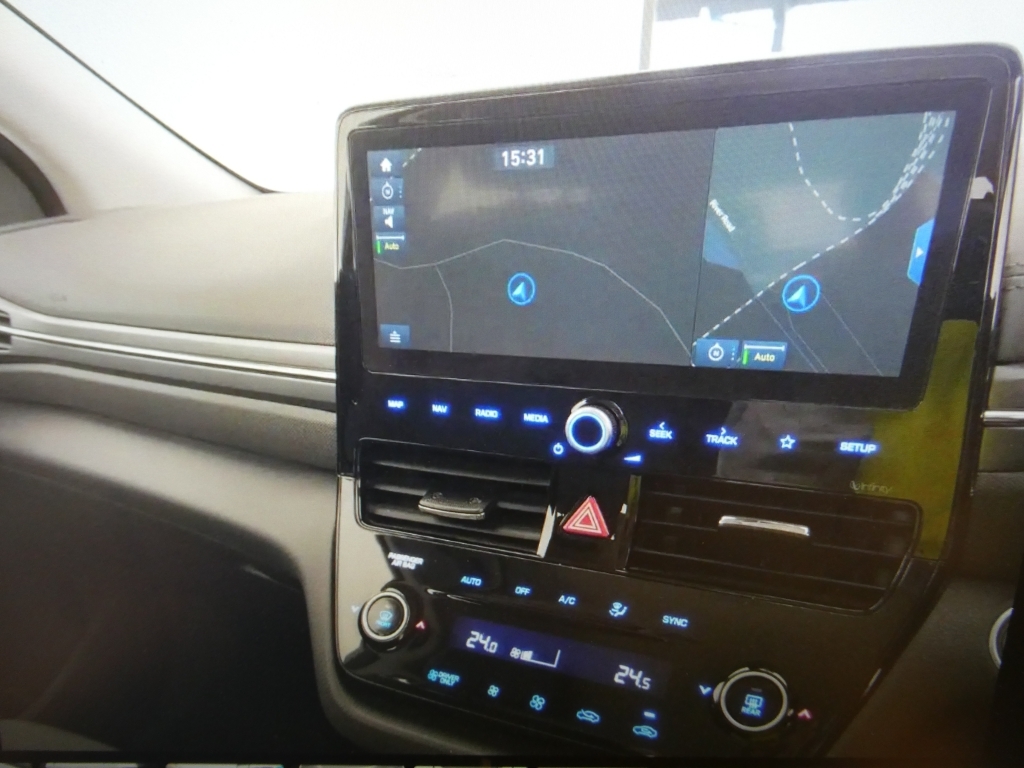 Hyundai Ioniq 1.6 Premium Mhev Silver #4