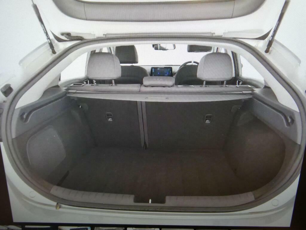 Hyundai Ioniq 1.6 Premium Mhev Silver #5