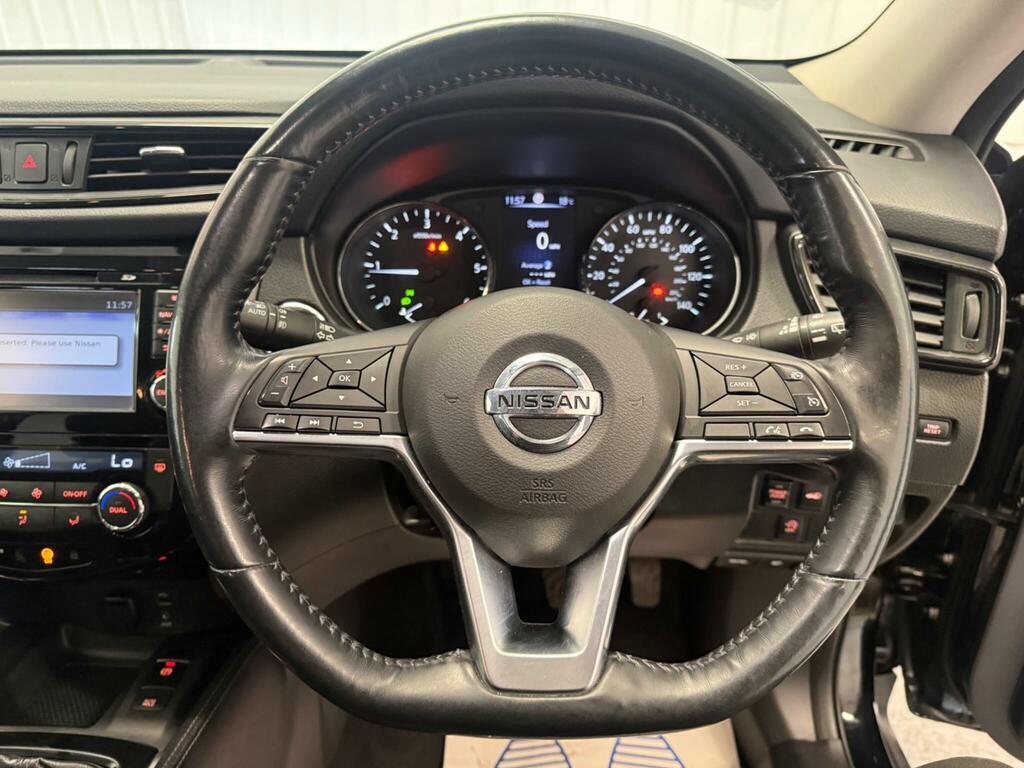 Nissan X-Trail X-trail Tekna Dci Cvt Red #19