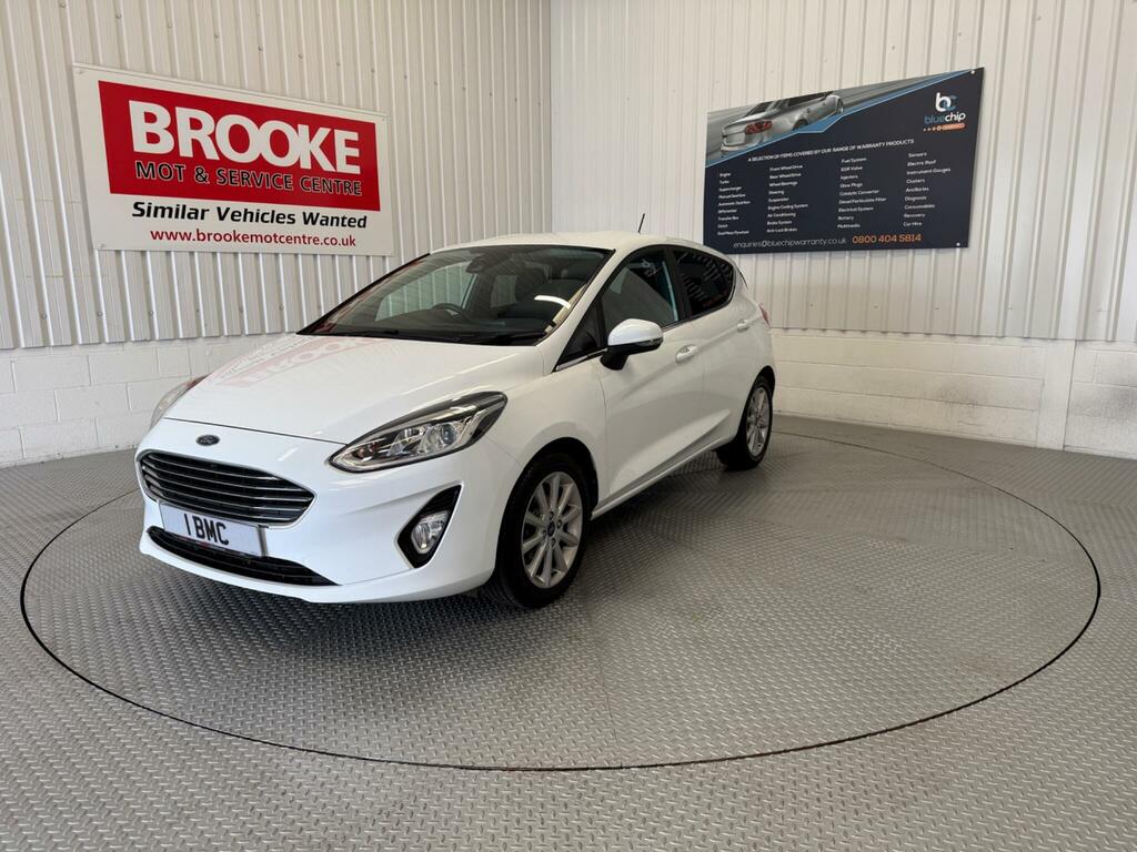 Ford Fiesta 1.0T Ecoboost Titanium Euro 6 Ss White #2