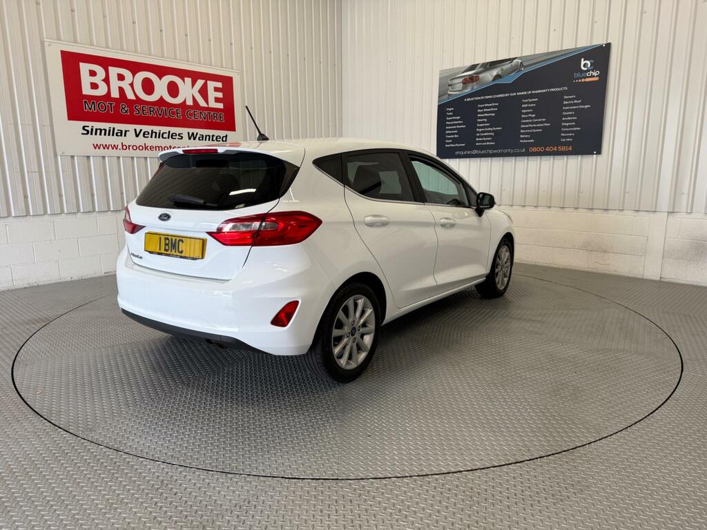 Ford Fiesta 1.0T Ecoboost Titanium Euro 6 Ss White #5