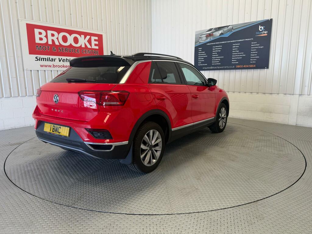 Volkswagen T-Roc 1.5 Tsi Evo Design Euro 6 Ss Red #3