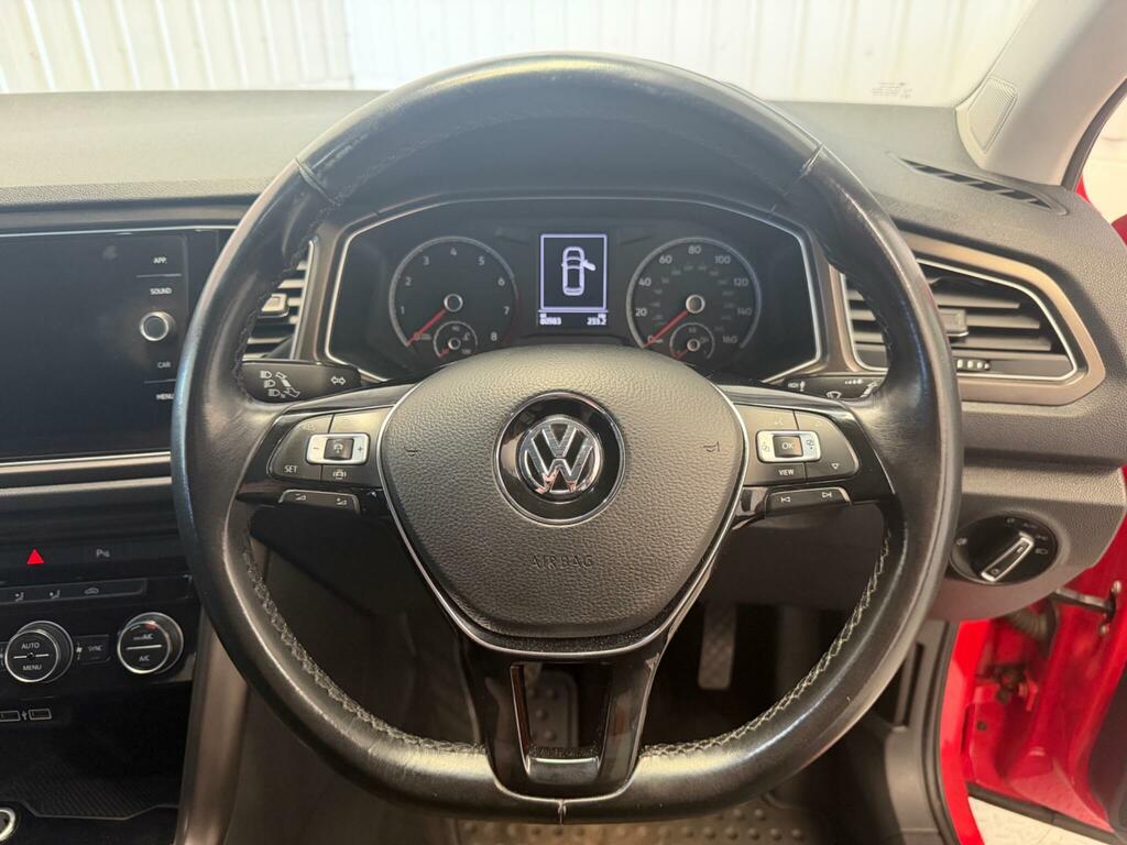 Volkswagen T-Roc Hatchback Black #17