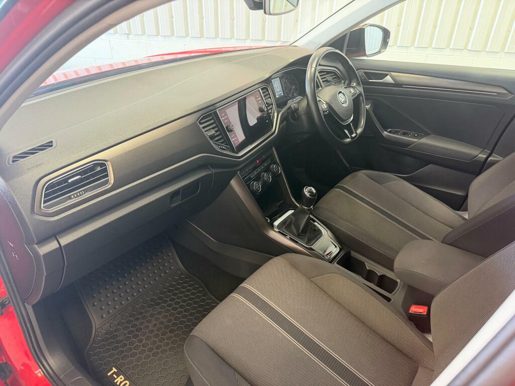 Volkswagen T-Roc Hatchback Black #14
