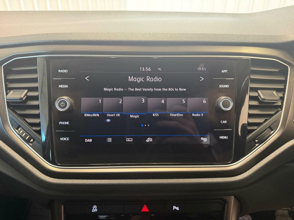 Volkswagen T-Roc Hatchback Black #23