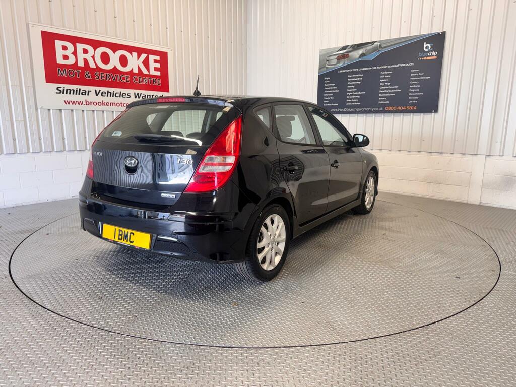 Hyundai I30 Hatchback 1.6 Crdi Comfort 2011 Silver #7