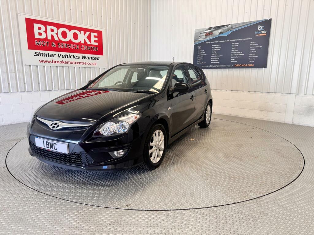 Hyundai I30 1.6 Crdi Comfort Euro 4 Black #3