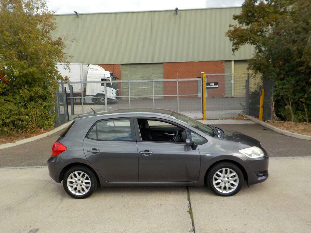 Toyota Auris 1.6 Vvt-i Tr Grey #2