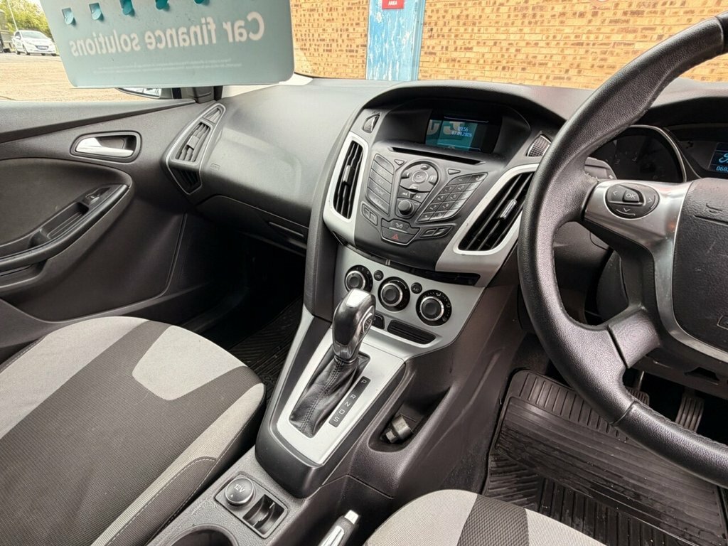 Ford Focus 1.0 125 Ecoboost Zetec Black #8