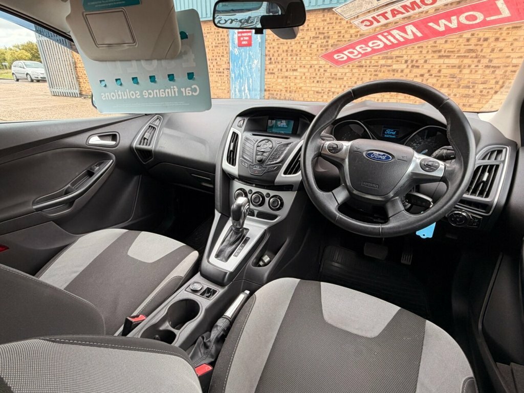 Ford Focus 1.0 125 Ecoboost Zetec Black #5