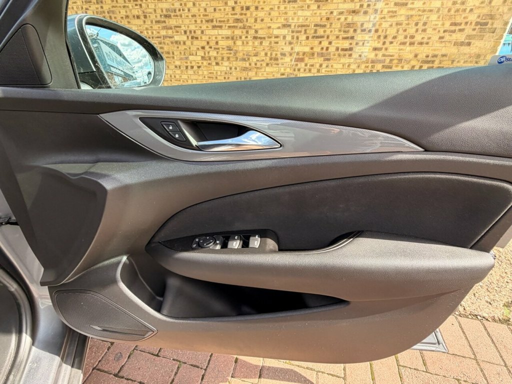 Vauxhall Insignia 201919, 1.5T Sri Vx-line Nav Silver #14