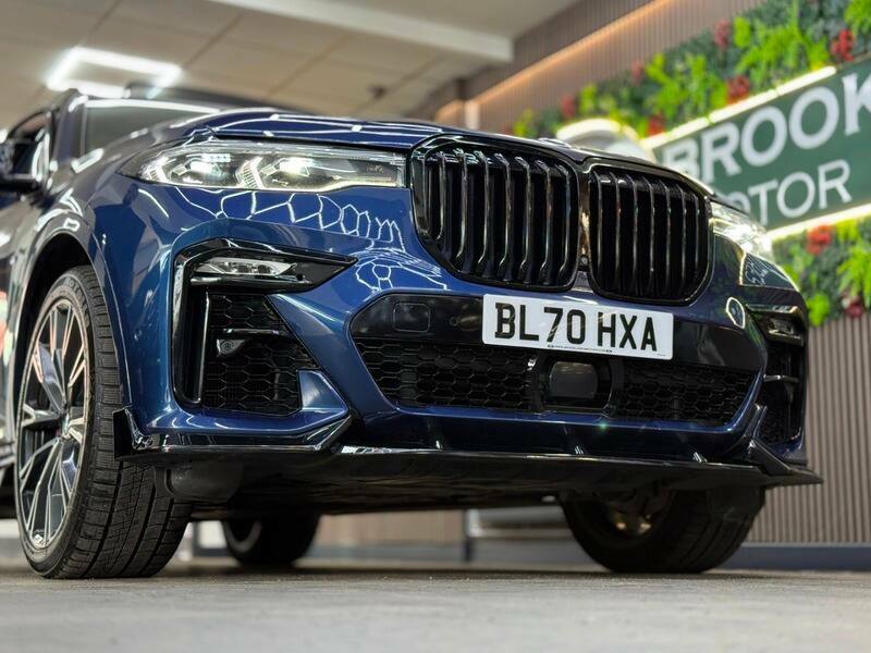 BMW X7 M50d 4X Services Huge Spec Blue #3