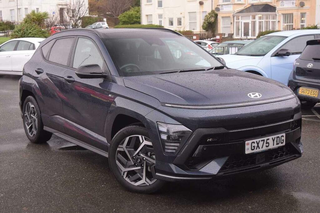 Hyundai Kona Hybrid White #4