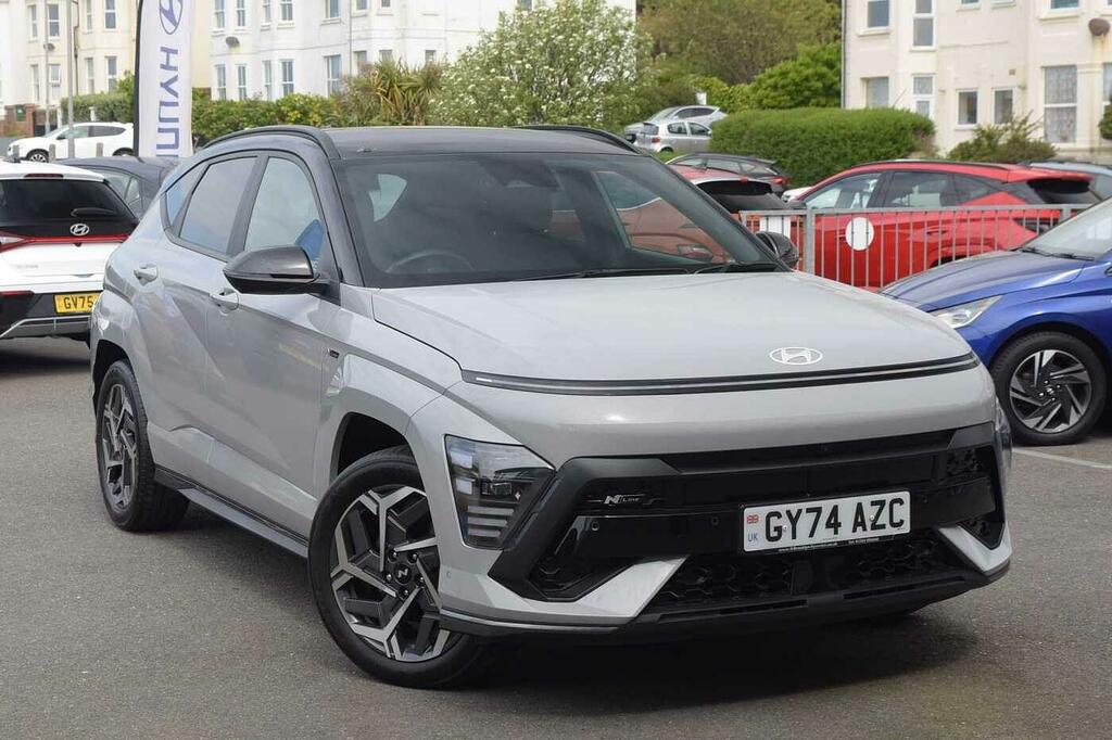 Hyundai Kona Hybrid White #3