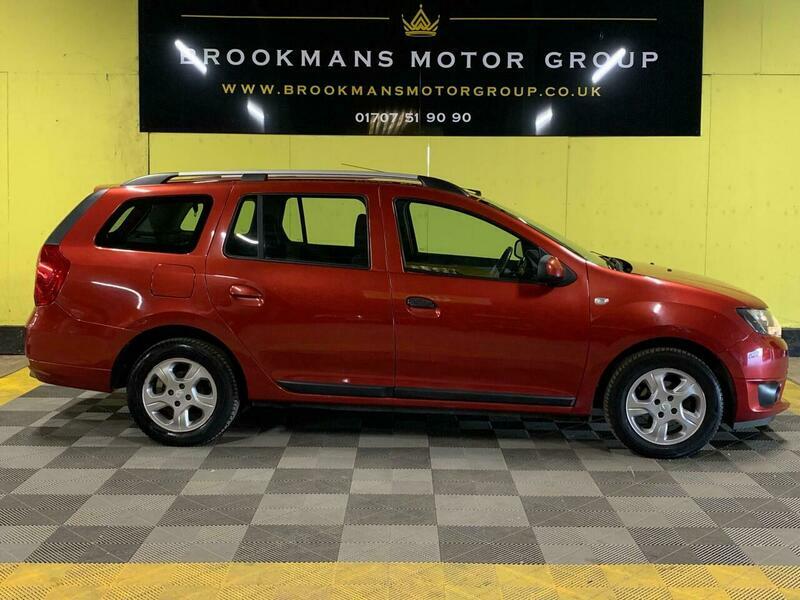 Dacia Logan 0.9 Tce Laureate Euro Red #4