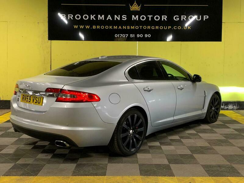 Jaguar XF 3.0D V6 Premium Luxury Silver #3